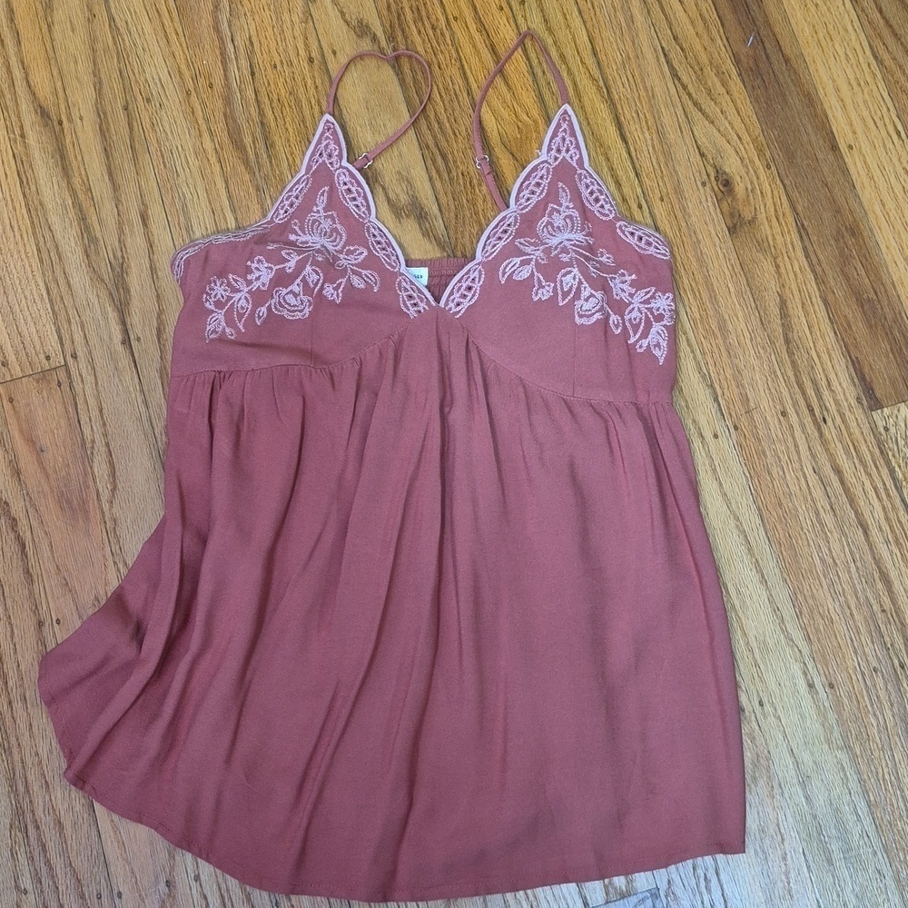 Love In A Hanger Embroidered Coral Strappy Blouse Size S Beautiful Detailing - Picture 11 of 11